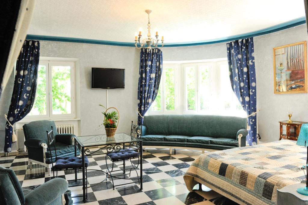 Auberge Bourrelly กาบริแยส ห้อง รูปภาพ