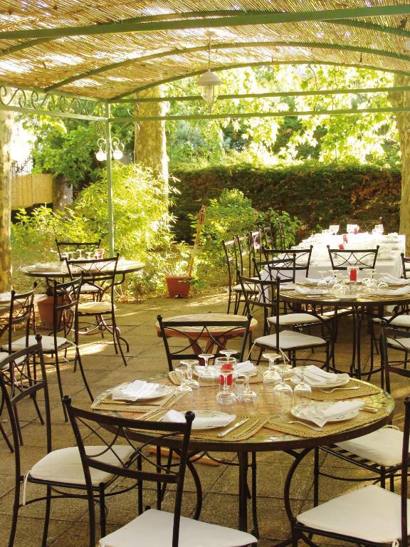 Auberge Bourrelly กาบริแยส ภายนอก รูปภาพ