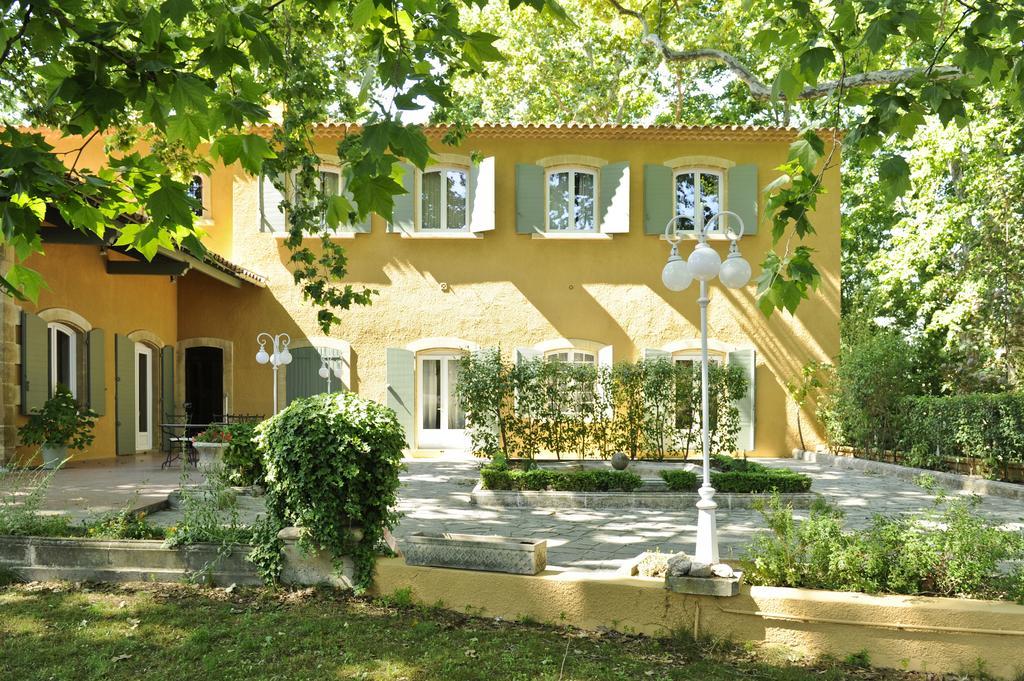 Auberge Bourrelly กาบริแยส ภายนอก รูปภาพ