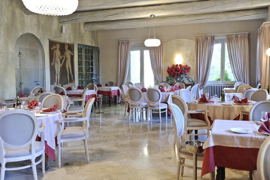 Auberge Bourrelly กาบริแยส ภายนอก รูปภาพ